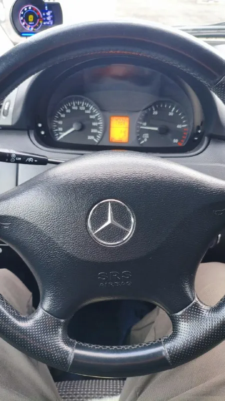 Продам mercedes 639 кузов extra long 2014 год ! 2.1 коробка механика привод задний пробег 212 учёт р... - фотография