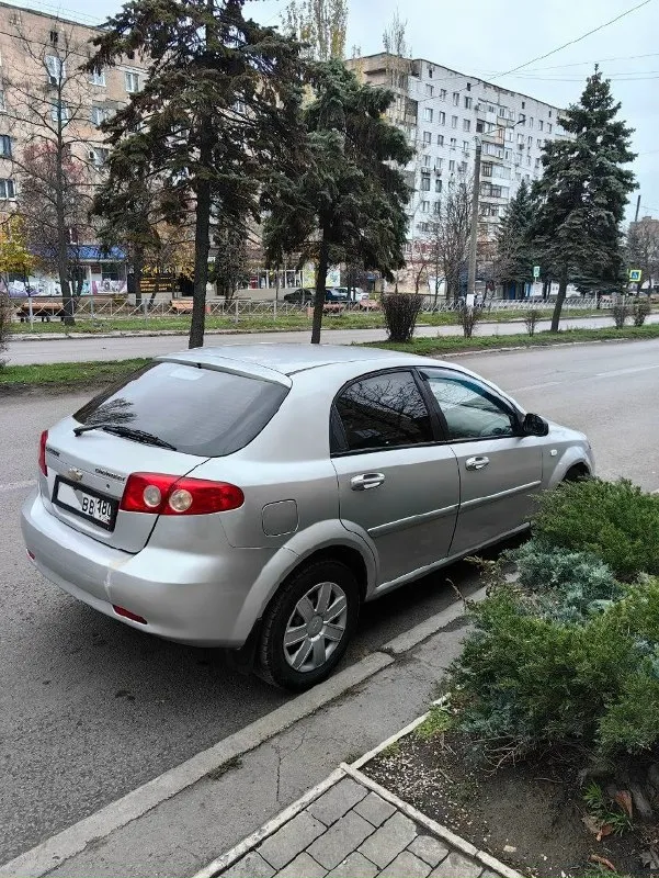 Продам chevrolet лачетти 2005 г. мотор 1.4, 16v, 94 л. с кузов хэтчбек пробег- 208.000 я собственник... - фотография