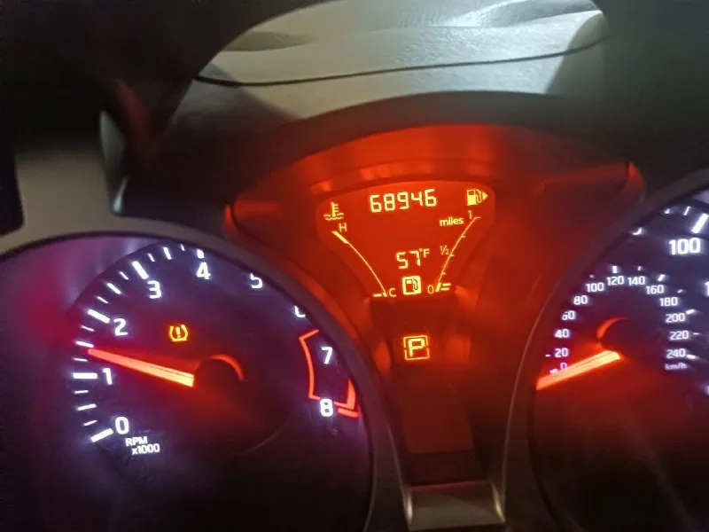 Продажа juke 2013 года -пробег 68 946 мили (110 958 км) -объем двигателя 1,6 турбо -во владении 3 года, все обслуживание зафиксировано. -цена 1 200 000 все интересующие вопросы по +79492768008. 📞 звоните: +7(949)2768008 - фотография - 4