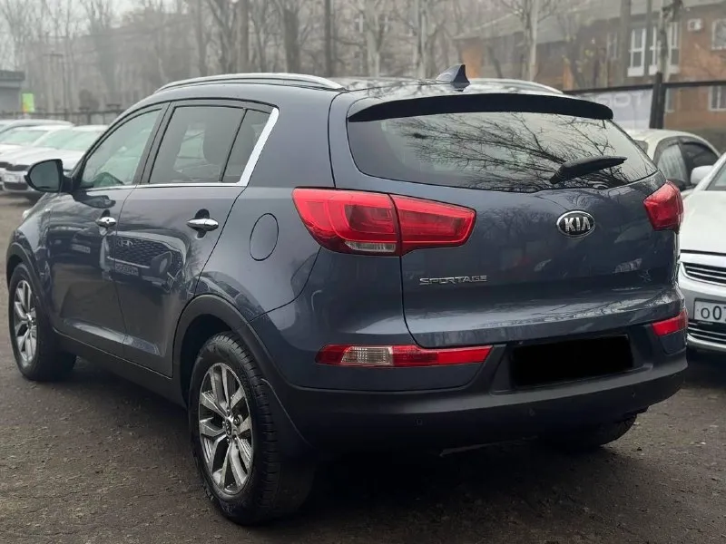 В продаже kia sportage рестайлинг 2014 года выпуска!
Автомобиль в достойном состоянии, двигатель 2.0 бензин, работает абсолютно тихо без каких либо посторонних шумов, родной пробег: 190.000км, коробка также работает четко, без каких либо затупов!
Максимально возможная комплектация: музыка infinity, комбинированный салон кожа-альканатара, черный потолок, мульт-руль, двух-зонный климат контроль, полный привод, подогревы сидений и тд.
Юридически абсолютно чистая, возможен любой вид переоформления!
Осмотр донецк
Цена: 1.350.000₽, торг реальному покупателю
☎️ +7 (949) 628-72-17
📞 Звоните: +7(949)6287217 - фотография - 3