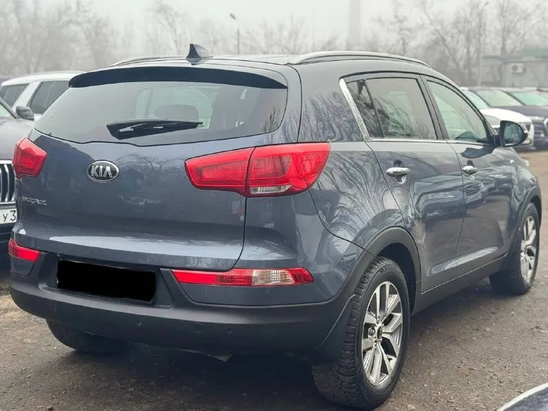 В продаже kia sportage рестайлинг 2014 года выпуска!
Автомобиль в достойном состоянии, двигатель 2.0 бензин, работает абсолютно тихо без каких либо посторонних шумов, родной пробег: 190.000км, коробка также работает четко, без каких либо затупов!
Максимально возможная комплектация: музыка infinity, комбинированный салон кожа-альканатара, черный потолок, мульт-руль, двух-зонный климат контроль, полный привод, подогревы сидений и тд.
Юридически абсолютно чистая, возможен любой вид переоформления!
Осмотр донецк
Цена: 1.350.000₽, торг реальному покупателю
☎️ +7 (949) 628-72-17
📞 Звоните: +7(949)6287217 - фотография - 4