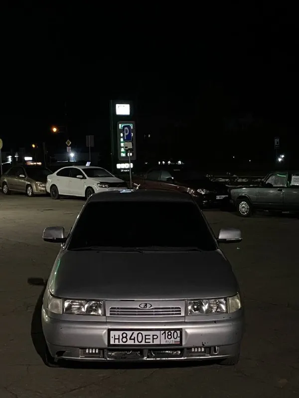 Продам ваз 2110 2006г мотор - 1.6 8кл сделан кап. ремонт двигателя. блок 21116(в документы не вписан!) эбу прошит выхлопная система - паук 4-2-1 середина труба stt, глушитель stt. в круг стоят cc20(пружины, амортизаторы, втулки стабилизатора, стойки стабилизатора) новая рулевая рейка новые клюшки тонирование, новые фары с лед лампами. новый генератор на 140 ампер, недавно была заменена помпа, ролик, ремень грм, подушки двигателя, датчики и расходники. в общем на машину денег не жалел! из музыки в дверях - dl audio барракуда, овалы баракуда, активный саб dl audio piranha. цена 240(разумный торг у капота) +79493442176 - фотография - 2