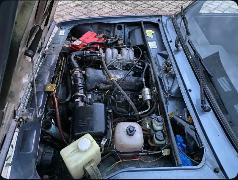 Здравствуйте 🤝 срочно ‼ продаю свою ваз 2107. год 2007 пробег 77 тысяч топливо ⛽ газ/бензин 1 хозяин с автосалона документы в полном порядке автомобиль в отличном состояние без вложений сел и поехал двигатель 1.6 инжектор работает тихо не троит не дымит масло не хавает. коробочка 5 ступка. включает без хрустов и вылетов. ходовая часть мячик не стучит не гремит мост не воет по кузову без гнили и дыр ! дно пороги все целое дно не варилось её родное как должно и быть стаканы лонжероны всё на месте автомобиль без дтп ✅ все заводские швы точки на месте ! салон чистый опрятный не прокуренный. резина r13 лето но хорошая ! в автомобиле стоит установлена аудио система приятно играет ! также led лампы. все остальные вопросы. по телефону цена авто 255 тысяч рублей реальному покупателю торг у капота связь со мной +7949-740-52-35 звонить в любое время рад провести с адекватным человеком беседу ! 📞 звоните: +7(949)7405235 - фотография - 5