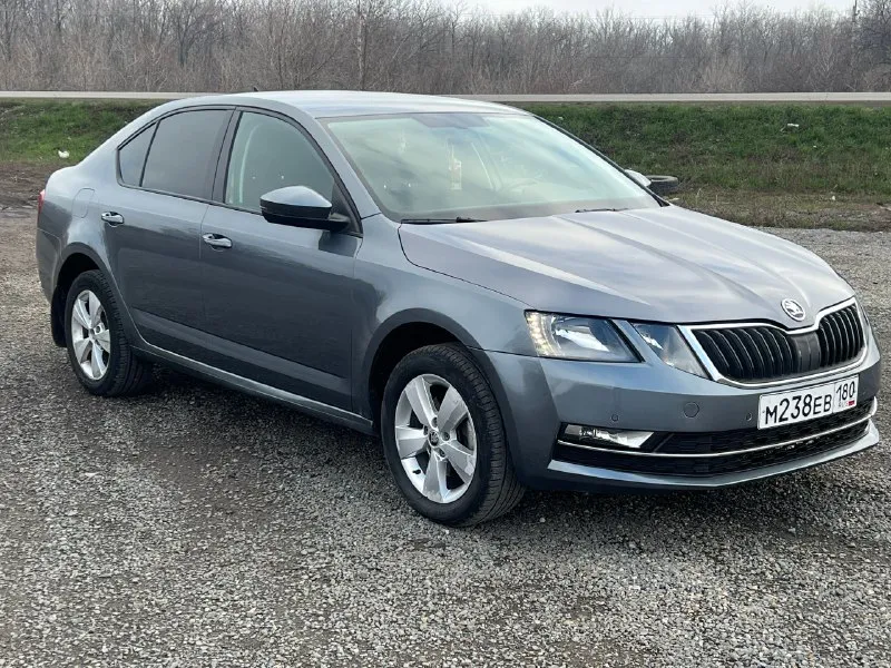 В продаже skoda octavia a7 2019 год пробег-53.000 км. любые проверки ! -1.4 tsi коробка-механика комплектация-hockey edition ! адаптивный круиз-контроль, климат контроль, удержание в полосе, передние и задние парктроники, датчики света и дождя, датчики шин, все подъемники, подогревы передних и задних сидений, эл. подогрев лобового стекла, обогрев зеркал, розетка 220 w, кожаный мульти руль. цена 1 670 000 ₽ торги у машины +79494252611 осмотр: г торез! 📞 звоните: +7(949)4252611 - фотография - 2