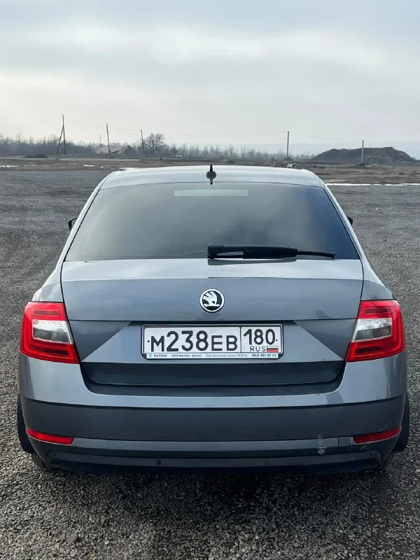 В продаже skoda octavia a7 2019 год пробег-53.000 км. любые проверки ! -1.4 tsi коробка-механика комплектация-hockey edition ! адаптивный круиз-контроль, климат контроль, удержание в полосе, передние и задние парктроники, датчики света и дождя, датчики шин, все подъемники, подогревы передних и задних сидений, эл. подогрев лобового стекла, обогрев зеркал, розетка 220 w, кожаный мульти руль. цена 1 670 000 ₽ торги у машины +79494252611 осмотр: г торез! 📞 звоните: +7(949)4252611 - фотография - 4