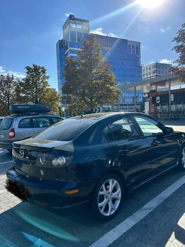 В продаже mazda 3 bk 2007 год комплектация sport 2.0л механика 6 ступ машиной владею три года, переоформлена на 180. по технике машина обслужена, без нареканий. недавно обслужен ремкомплектом мотор, заменяна вся многорычажка сзади и прочее. по кузову есть возрастные нюансы, салон ухоженный машина уже переобута на зимнюю резину (откатала один сезон) цена: 555.000 ₽ телефон для связи: +79497406391 📲 tg: @docaac 📞 звоните: +7(949)7406391 - фотография - 2