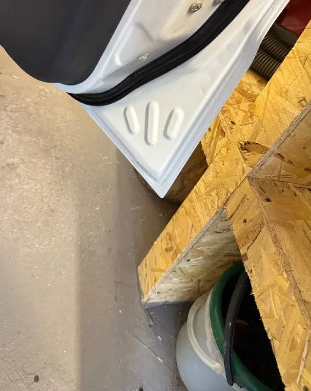 Подам шевроле ланос 2009г 1.5л автомобиль в идеальном состоянии родной пробег 180 тыс без единого дтп, все остекление включая лобовое заводское. на кузове нет не единого рыжика, даже намека на ржавчину, стаканы днище без коррозии! комплектация максимальная: кондиционер (работает), стеклоподъемники, гур, подушка, тахометр, часы. двигатель, коробка, ходовая в отличном состоянии, обслужено все, подробности по тел. цена 375 000 торг при осмотре. +79496167066 - фотография - 7