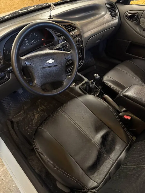 Подам chevrolet ланос 2009г 1.5л автомобиль в идеальном состоянии родной пробег 180 тыс без единого дтп, все остекление включая лобовое заводское. на кузове нет не единого рыжика, даже намека на ржавчину, стаканы днище без коррозии! комплектация максимальная: кондиционер (работает), стеклоподъемники, гур, подушка, тахометр, часы. двигатель, коробка, ходовая в отличном состоянии, обслужено все, подробности по цена 375 000 торг при осмотре. +79496167066 📲 tg: @djdjv12 📞 звоните: +7(949)6167066 - фотография - 8