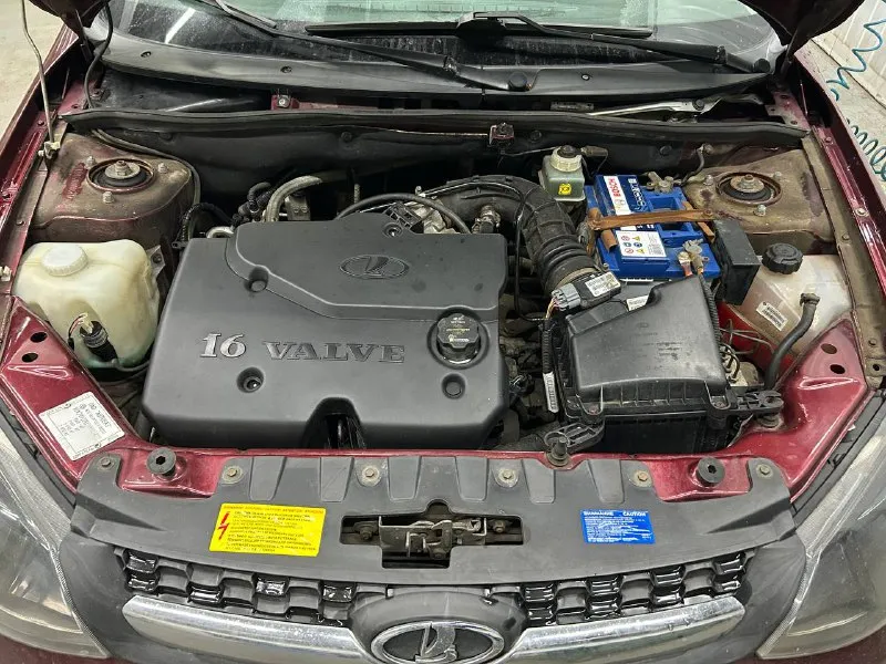 Продаю ваз ваз kalina цена: 600 000₽ коробка: автомат пробег: 127 000 км год: 2013г объем: 1,6 ( 98 л. с. 16кл. ) ✅ родной пробег ✅ вся в заводском окрасе ✅ один владелец ✅ зелёная автотека ✅ 2 комплекта резины ✅максимальная комплектация ✅ заводское остекление ✅ состояние машины отличное ✅ возможна продажа в кредит работает ровно, коробка не толкается не пинается переключает плавно без рывков, ходовая в полном порядке, салон после химчистки, дно, пороги в антикоре без рыжиков. резина зимняя новая, летняя почти новая. комплектация люкс: климат-контроль, подогрев сидений, 4 стеклоподъемника, подогрев лобового(с нитками) итд. автотеку вышлю по запросу. документы в полном порядке. авто находится в донецке днр, учет рф +79494869386 📲 tg: александр 📞 звоните: +7(949)4869386 - фотография - 8