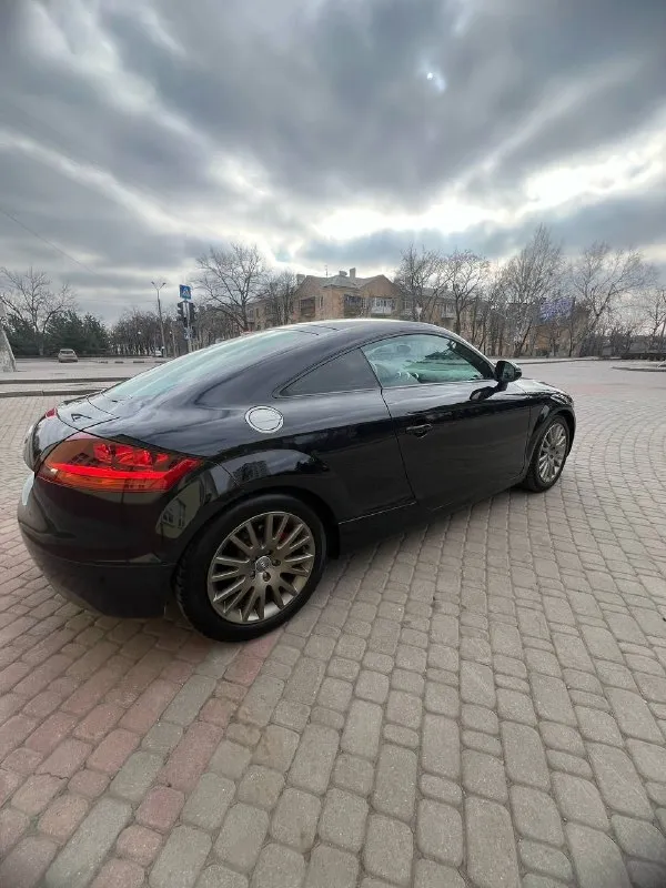 Продаю tt 8j в хорошем состоянии для своих лет, комплектация: s-line. два комплекта шин(зима-лето), два комплекта ключей. по мотору и коробки никаких нареканий, обслуженная. следующие то на 180.000т. км. автомобиль дарит кучу эмоций, особенно для любителей драйва и на скорости заходить в поворот, подвеска у тт - великолепная. автомобиль выходного дня. 2ой авто в семье. по автомобилю ничего не скрываю, любые проверки авто за ваш счёт. цена авто 1.4🍋 обращаться по номеру +79495506989 если не отвечаю, так же на этом номере телеграм 📞 звоните: +7(949)5506989 - фотография - 4