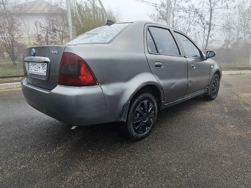 Geely ck 2012г 1,5 бензин мкпп 217 т км авто на увереннос ходу. технически в хорошем состоянии. мотор, коробка, ходовка, электрика- все в норме. без дтп, в родном окрасе, стекла родные. передний бампер только менян. задние арки подгнили, но авто не гнилое, дно целое. 175т руб 9495213411 - фотография - 4