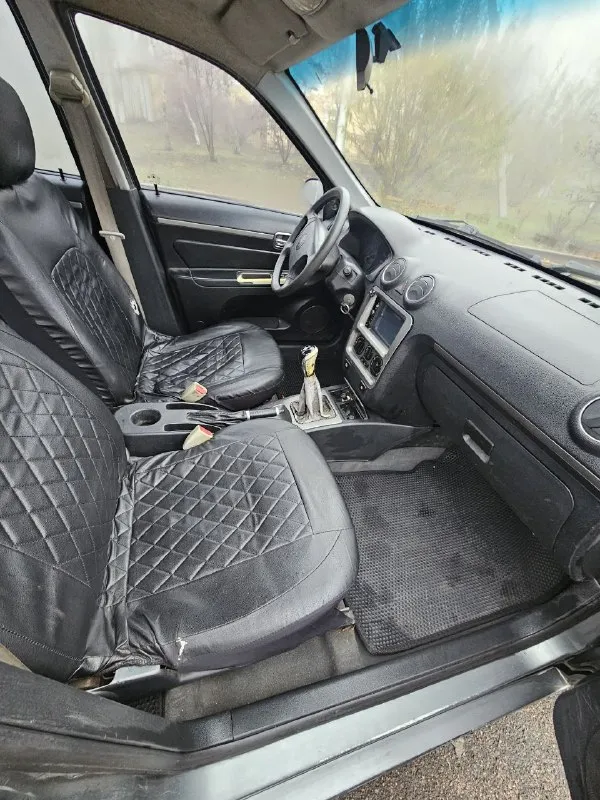 Geely ck 2012г 1,5 бензин мкпп 217 т км авто на увереннос ходу. технически в хорошем состоянии. мотор, коробка, ходовка, электрика- все в норме. без дтп, в родном окрасе, стекла родные. передний бампер только менян. задние арки подгнили, но авто не гнилое, дно целое. 175т руб 9495213411 - фотография - 7