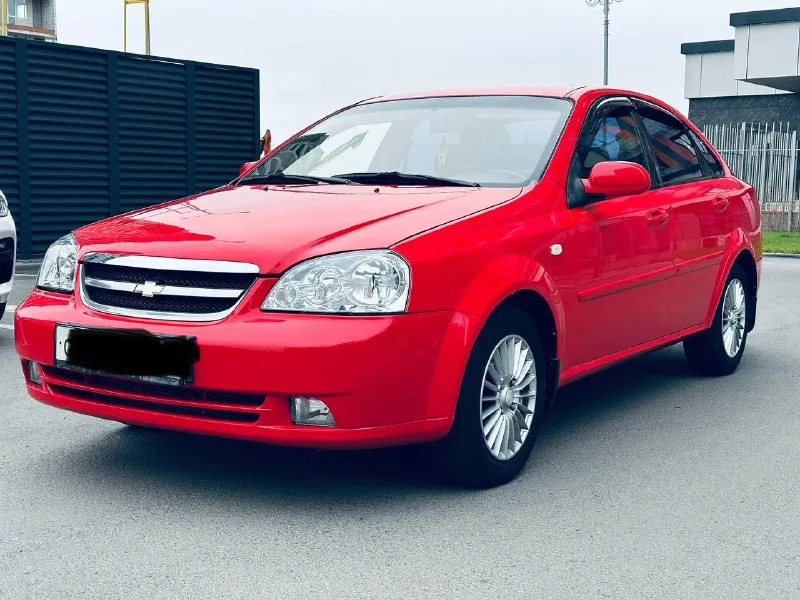 Продаю chevrolet laceti 2007 г выпуска мотор 1.6 16 v 109 лс. работает безупречно гидрики не стучат не дымит масло не ест кпп переключает мягко без хрустов кузов в превосходном состоянии без единого рыжика, днище пороги без гнили техническая часть без каких либо вложений едит мягко не чего не стучит не громит хорошая комплектация 4 стеклоподъемника гур, абс электро зеркала мульти руль гбо евро 4 сигнализация с обратной связью 3 комплекта ключей литые диски р 15 пробег 226 т. км подтверждает автотека авто без дтп цена 515 т +79497313052 +79604471800 ватсап телеграмм имо осмотр г донецк - фотография - 9
