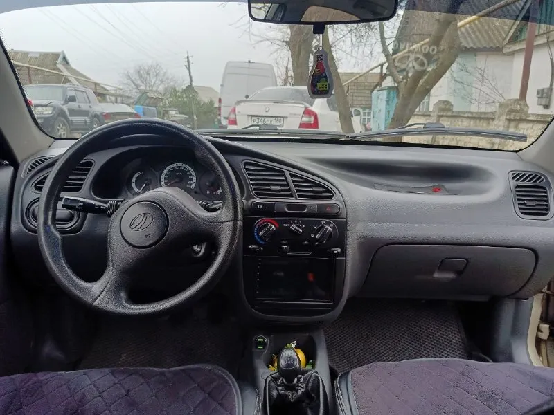 Продаю сенс 2013 года, в состоянии нового автомобиля. имеется кондиционер, гур. пробег около 120 тыс. км. без единого рыжика, авто весь в родном окрасе даже бампера. цена 400 000 руб. +7(949)3692063 📲 tg: @angartruck 📞 звоните: +7(949)3692063 - фотография - 6