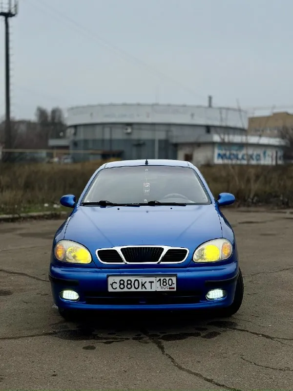 Продам daewoo lanos 1.5 цена: 445₽ пробег 170.000 установлено 2 ( выписано в техпаспорт ) комплектация: гур, стеклоподъёмники, кондиционер ( рабочий ), консоль от kia с подлокотником, сиденья skoda октавия а7, кнопка старт-стоп с автозапуском и бесключевым доступом, фары и туманки led, колонки ural ak, магнитола aura indigo комплект зимней новой резины и лето на титанах! г. донецк, кировский район +79494384686 📞 звоните: +7(949)4384686 - фотография - 2