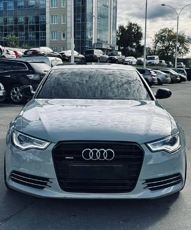 Продам audi a6 c7 пленка нарда грей диски r19 резина пирелли прошла большое то 3 л бензин, кватро хорошая комплектация 400 лс пробег 226к 1.700.000р +разумный торг реальному покупателю макеевка +79495629783 елизавета - фотография - 3