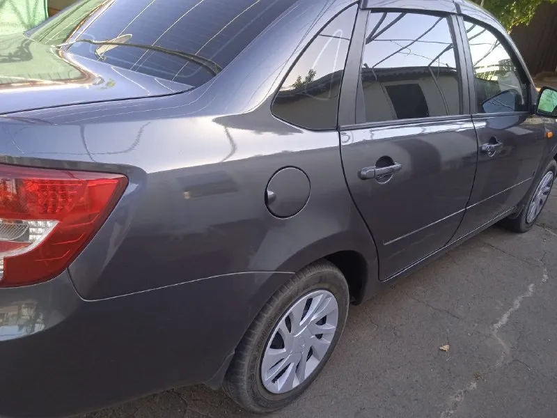 Lada granta 2016 год. мариуполь. пробег 88 тыс. кондиционер усилитель руля эсп центральный замок сигнализация хорошая музыка. состояние очень хорошее. я собственник. цена 510 тыс рублей. +79497305832 - фотография - 4