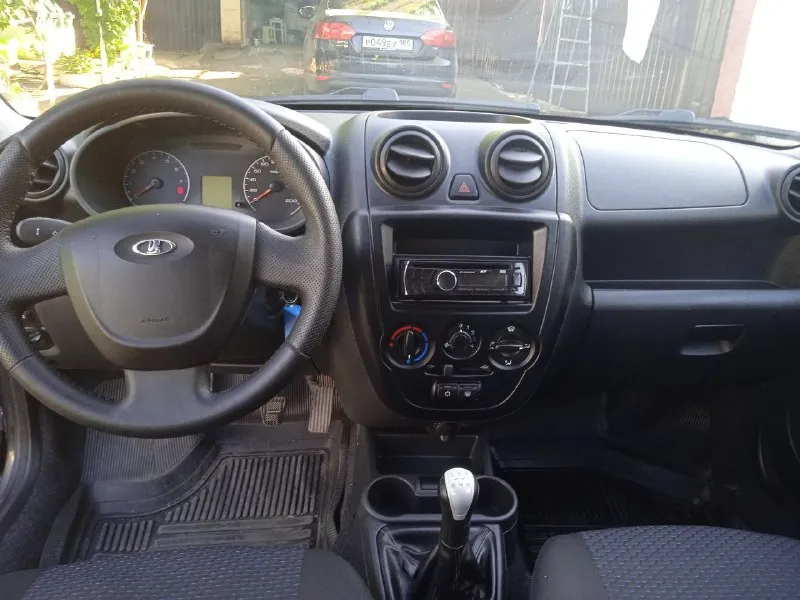 Lada granta 2016 год. мариуполь. пробег 88 тыс. кондиционер усилитель руля эсп центральный замок сигнализация хорошая музыка. состояние очень хорошее. я собственник. цена 510 тыс рублей. +79497305832 - фотография - 7