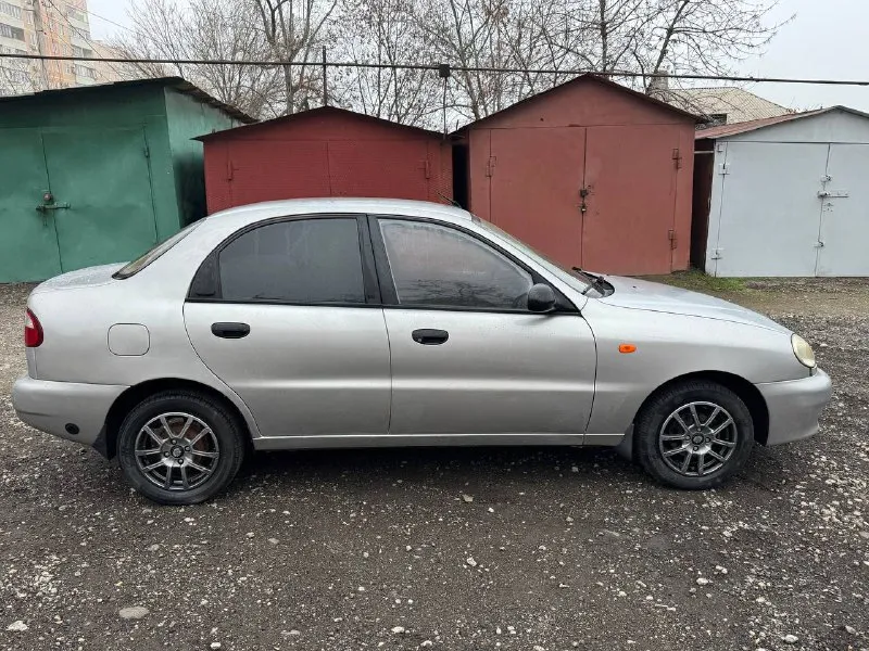 Daewoo lanos 2007 1.5 se авто в хорошем состоянии вложений не требует. чистый поляк двигатель 1.5 кондионер гидроусилитель подьемники кузов в хорошем состоянии без ржавчины технически обслужена документы в порядке любое переоформление цена 360-000 торг мариуполь +7949-738-57-84 📲 tg: @makarenok94 📞 звоните: +7(949)7385784 - фотография - 4
