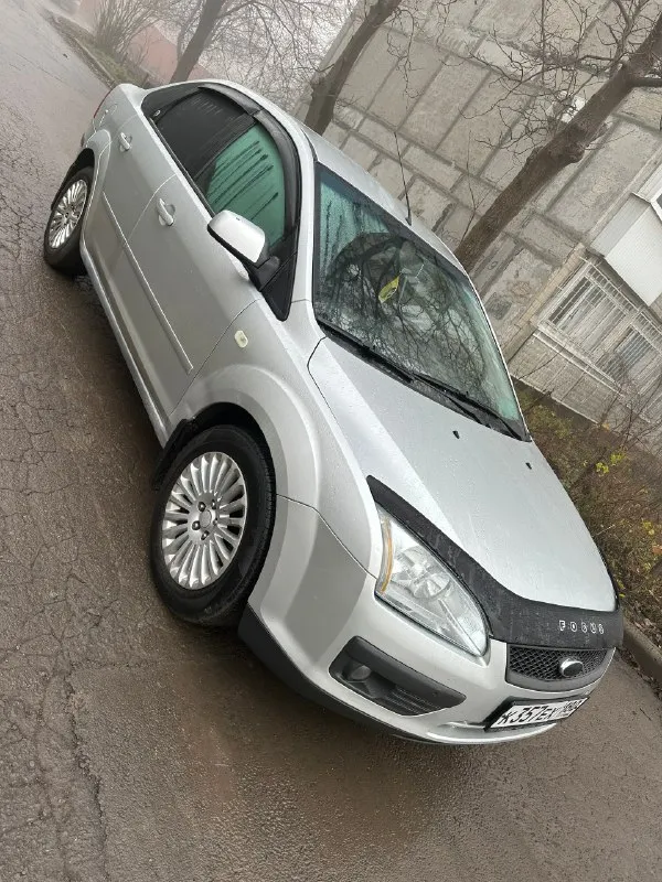Г донецк продам ford фокус 2006 мотор очень резвый 2.0 (не путать с 1.6) комплектация chia авто хозяйская в отличном состоянии полностью обслужена до мелочей! стоит хорошая музыка с усилителем, играет очень хорошо. камера заднего вида и т. д. авто в красивом серебристом цвете. учёт 180 любое оформление. цена за наличку 470 тыс руб. возможен обмен только с вашей доплатой. кто ищет реально живой обслуженный фокус то вам сюда. тел: +79494175502 📞 звоните: +7(949)4175502 - фотография - 2