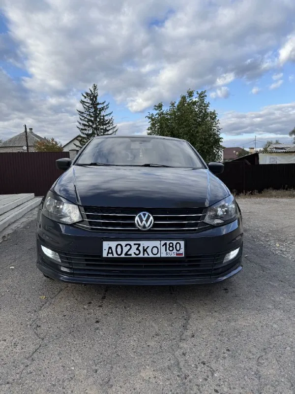 Продам volkswagen polo 2016 года, 1,6 автомат, пробег 178 тысяч. авто на полном ходу. цена 980 тыс,... - фотография