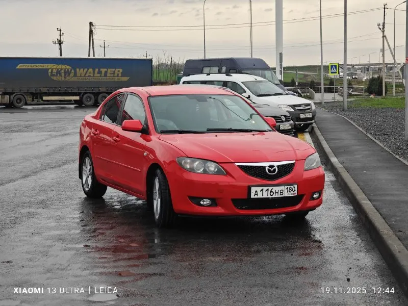 Продам mazda 3 бк рестайлинг 2007г я хозяин, подогрев сидений подогрев зеркал мульти руль магнитола... - фотография