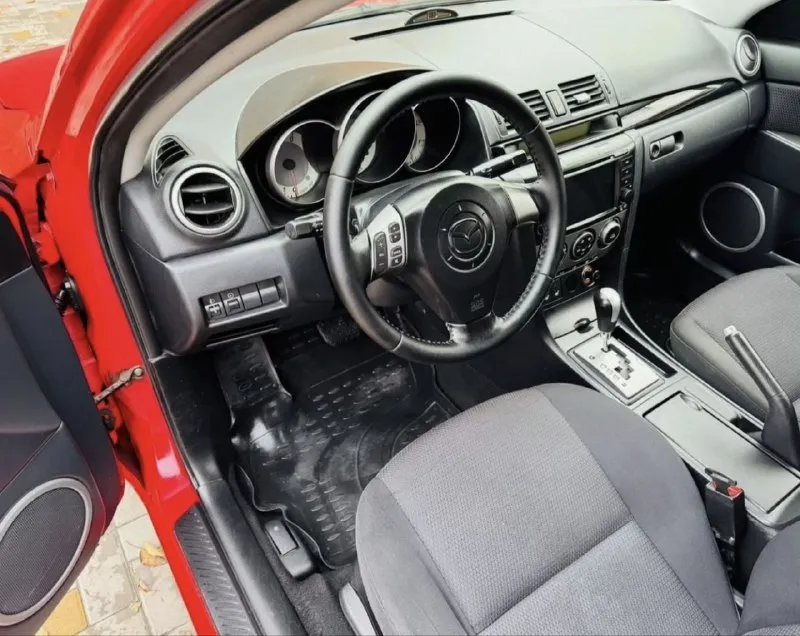 Продам mazda 3 бк рестайлинг 2007г я хозяин, подогрев сидений подогрев зеркал мульти руль магнитола андроид коробка передач автомат, не гнилая, пробег 260т км мотор 1.6 едет бодро, переоформление без проблем могу присутствовать в мрэо, цена 700к торг, телефона для связи +79493217200 📲 tg: deel 📞 звоните: +7(949)3217200 - фотография - 6