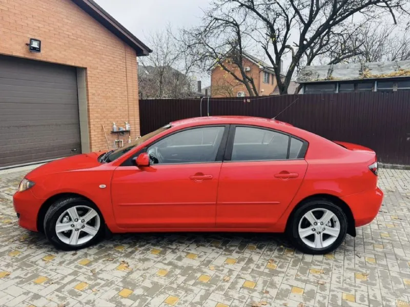Продам mazda 3 бк рестайлинг 2007г я хозяин, подогрев сидений подогрев зеркал мульти руль магнитола андроид коробка передач автомат, не гнилая, пробег 260т км мотор 1.6 едет бодро, переоформление без проблем могу присутствовать в мрэо, цена 700к торг, телефона для связи +79493217200 📲 tg: deel 📞 звоните: +7(949)3217200 - фотография - 7