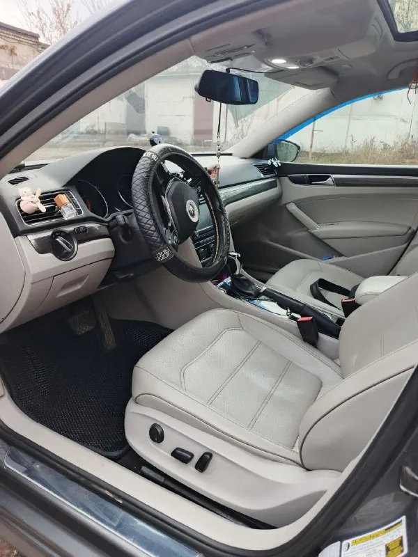 Volkswagen passat (north america) 1.8 at, 2017, 170 000 км. продам своего надёжного верного красивого друга, замена масла каждые 5т км, в поездках на дальние расстояния в машине уверенна на все 100%, отличный свет, белый салон, вторая машина в семье, написать можно много приезжайте сами увидите, торг у капота. +79493076132 📲 tg: @olga19833891 📞 звоните: +7(949)3076132 - фотография - 6
