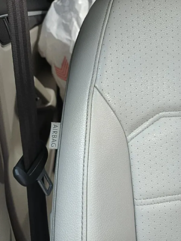 Volkswagen passat (north america) 1.8 at, 2017, 170 000 км. продам своего надёжного верного красивого друга, замена масла каждые 5т км, в поездках на дальние расстояния в машине уверенна на все 100%, отличный свет, белый салон, вторая машина в семье, написать можно много приезжайте сами увидите, торг у капота. +79493076132 📲 tg: @olga19833891 📞 звоните: +7(949)3076132 - фотография - 9