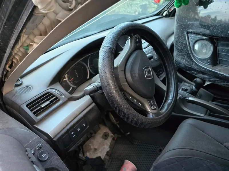 Продам как донора honda аккорд 2008 год 2.4 лит коробка целые торпеда не стрельнула цена 180 000 руб. обмен +79591441400 +79595556595 📞 звоните: +7(959)1441400 - фотография - 2
