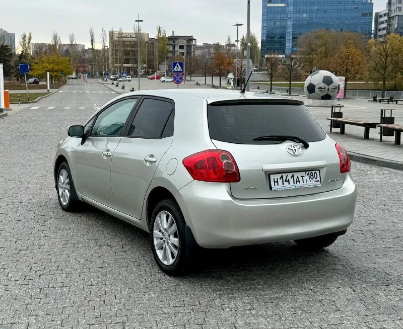Toyota auris год 2008 объем : 1.6 ⛽️ бензин лошадиных сил : 124 💪 коробка автомат 🔥🔥🔥 привод передний пробег : 174 тысяч километров 4-электро стекло подъемника бесключевой доступ заводиться с кнопки ( стартстоп ) подогревы передних сидений электро регулировка зеркал центральным замок линзовая оптика подогрев заднего стекла и боковых зеркал коробка полностью обслужена на пробеге 170 тысяч км также замена свечей, всех жидкостей и фильтров. готова к любым проверкам на вашем сто юридически чистая / продажа с переоформлением в мрэо цена : 700.000 торг возможна покупка в кредит !!! евгений +7 (949) 378-43-53 г. донецк 📞 звоните: +7(949)3784353 - фотография - 4