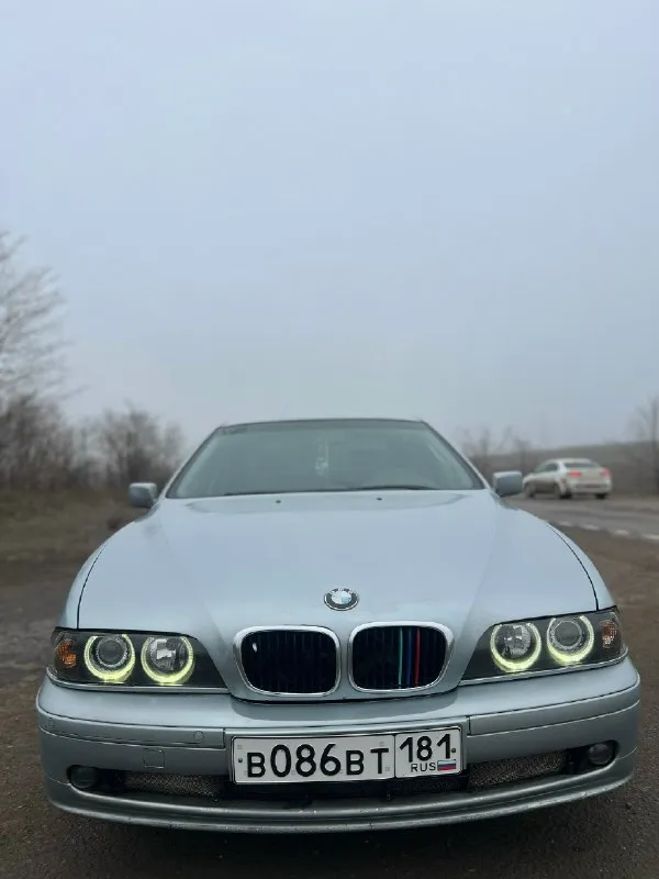 Продам bmw e39 1997г m52 b25 2.5 рядная 6-рка в идеале в идеальном состоянии ходовая без стуков мягкая, рулится отлично! кондиционер холодит отлично гидра усилитель руля работает супер парктроники перед зад 2-эсп без нареканий абс, датчики света, и много другого магнитола продержка carplay масло от замены до замены меняю каждые 4-5 тысяч мульти руль всё подружили, работает отлично центральный замок новые фары новая зимняя резина без вложений сел поехал —————————————————————————— от собственника: г. алчевск цена 500.000р торг тел +79591840858 тел +79591839984 📞 звоните: +7(959)1840858 - фотография - 2