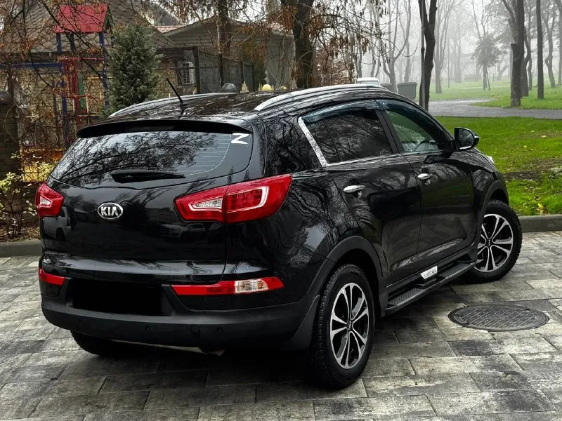 В продаже kia sportage 2012 года выпуска
Автомобиль на моторе 2.0 бензин, работает отлично! Не троит и не дымит. Коробка обычный автомат, переключает идеально, без пинков и рывков! Ходовая также обслужена. По технике и кузову автомобиль не требует никаких вложений!
Пробег 183.000 км
Хорошая комплектация: кожаный салон, подогревы всех сидений, помощь при спуске с горы, датчики дождя и света, климат контроль, мультируль, электро складывание зеркал, дополнительно установлена андроид магнитола.
Осмотр донецк
Цена 1.280.000 ₽, возможен торг у автомобиля!
☎️ +7 (949) 628-72-17
📞 Звоните: +7(949)6287217 - фотография - 5