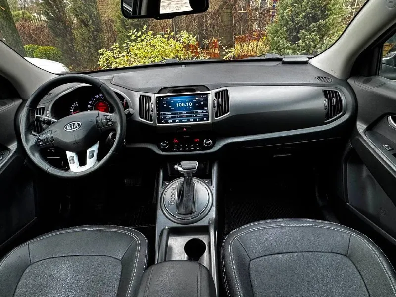 В продаже kia sportage 2012 года выпуска
Автомобиль на моторе 2.0 бензин, работает отлично! Не троит и не дымит. Коробка обычный автомат, переключает идеально, без пинков и рывков! Ходовая также обслужена. По технике и кузову автомобиль не требует никаких вложений!
Пробег 183.000 км
Хорошая комплектация: кожаный салон, подогревы всех сидений, помощь при спуске с горы, датчики дождя и света, климат контроль, мультируль, электро складывание зеркал, дополнительно установлена андроид магнитола.
Осмотр донецк
Цена 1.280.000 ₽, возможен торг у автомобиля!
☎️ +7 (949) 628-72-17
📞 Звоните: +7(949)6287217 - фотография - 7