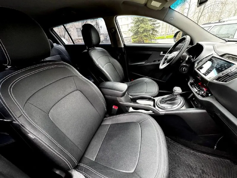 В продаже kia sportage 2012 года выпуска
Автомобиль на моторе 2.0 бензин, работает отлично! Не троит и не дымит. Коробка обычный автомат, переключает идеально, без пинков и рывков! Ходовая также обслужена. По технике и кузову автомобиль не требует никаких вложений!
Пробег 183.000 км
Хорошая комплектация: кожаный салон, подогревы всех сидений, помощь при спуске с горы, датчики дождя и света, климат контроль, мультируль, электро складывание зеркал, дополнительно установлена андроид магнитола.
Осмотр донецк
Цена 1.280.000 ₽, возможен торг у автомобиля!
☎️ +7 (949) 628-72-17
📞 Звоните: +7(949)6287217 - фотография - 8