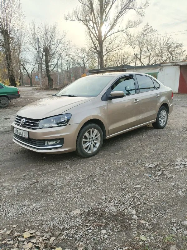 Продам volkswagen polo в отличном состоянии! год выпуска 2017, объём двигателя 1.4 (турбо) 122 л. с, кпп автомат. расход топлива город (7-8л) трасса (5л) 1собственник. любые проверки! пробег 185000км, всё что нужно менялось вовремя, резина лето+ зима. в комплектации: 4 стеклоподъёмника, парктроник, климат контроль, круиз контроль, мультируль, регулировка и подогрев зеркал. подогрев сидений, центральный замок/сигнализация, автозапуск. 2 ключа. птс оригинал. автомобиль не требует вложений. цена 1120000 торг. . осмотр макеевка. любое переоформление. дополнительная информация по телефону +79493027533 +79495800251 - фотография - 6