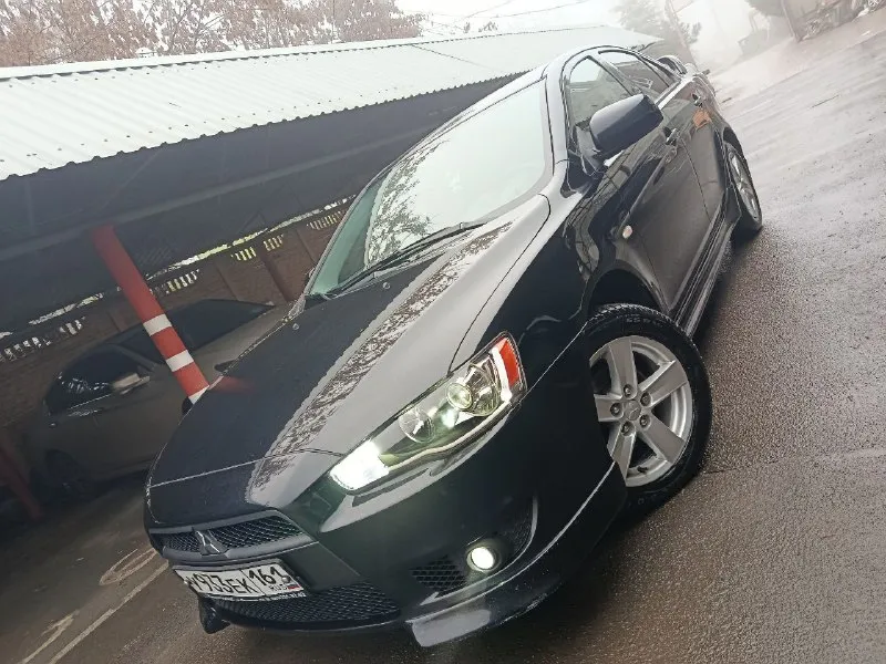 Продам mitsubishi lancer 10 год 2008 мотор 1.6 пробег 200 000 коробка автомат айсин не вариатор влад... - фотография