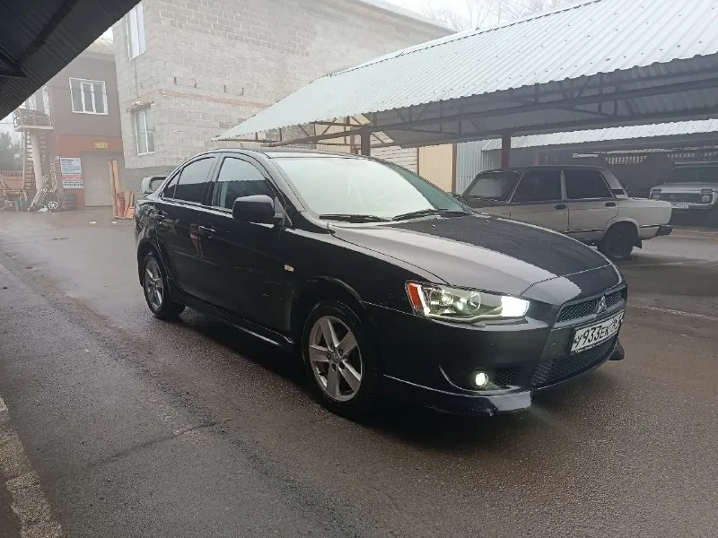 Продам mitsubishi lancer 10 год 2008 мотор 1.6 пробег 200 000 коробка автомат айсин не вариатор владельца 3 состояние авто идеальное мотор работает отлично не дымит не троит тянет хорошо без масла жора. коробка переключает плавно не пинает не буксует. ходовка взбитая без посторонних звуков. электрика вся работает кондиционер холодит отлично в машине очень хорошая печка на зиму готова. кузов без дтп в заводском окрасе кузов без гнили и рыжиков пороги арки в идеале в очень красивой внешке дорогие фары стоят лёд 2 этажа очень хороший свет салон ухоженный все что нужно работать в авто работает так ж второй комплект зимней резины 2 сезона проехала лето тоже в хорошем состоянии авто готова на любые поездки и проверки юридически чисто без штрафов запретов и арестов любой вид оформления кто ищет живой лансер это именно он цена 765 000 торг рассмотрю обмен телефон+79495504164 - фотография - 9