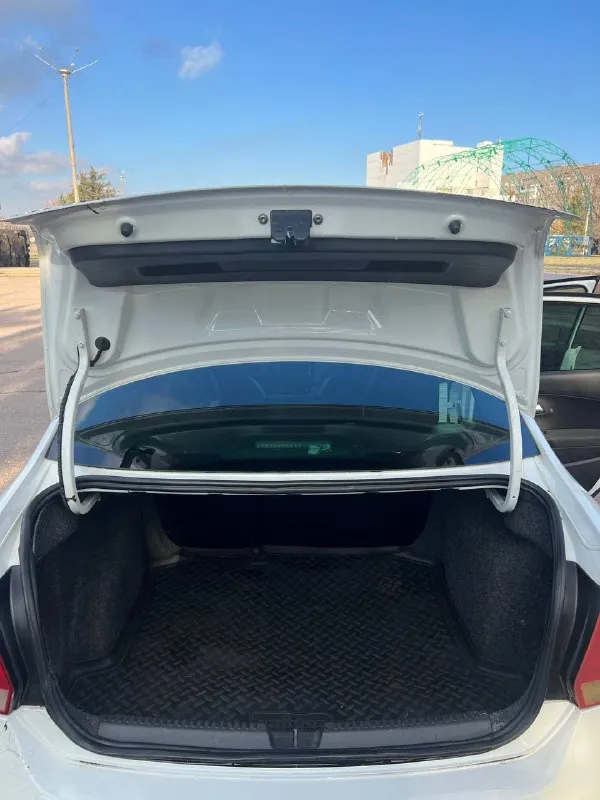 Продам volkswagen polo ( volkswagen поло) 2014 г. в. 1.6 мт 187 тыс. пробег. автомобиль полностью обслужен вложений не требует, доедет хоть до луны) двигатель масло не ест и не дымит не троит, цепь не тарахтит, работает отлично! коробка все передачи включаются плавно. кузов оцинкован в отличном состоянии. гур, abs, airbag, климат контроль греет холодит, передние, задние стеклоподъемники, подогрев сидений, обогрев заднего стекла электрорегулировка зеркал с подогревом. резина хорошая лето, зимняя в подарок. для переоформления поеду с вами в мрео. остальные вопросы по телефону. цена 790 тысяч рублей торг реальному покупателю. г. горловка +79495625234 мобильный, telegram, whatsapp. звонить можно в любое время. 📲 tg: денис 📞 звоните: +7(949)5625234 - фотография - 10