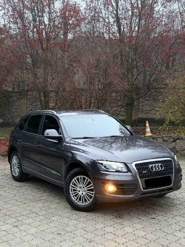 В продаже audi q5 2012 года выпуска автомобиль на бензиновом моторе 2.0, работает идеально без каких... - фотография
