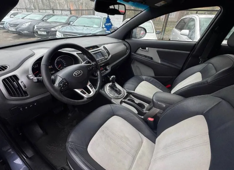 Продам kia sportage
2.0 Бензин
Год выпуска 2015
Состояние идеальное.
Без вмятин царапин
И рыжиков
Сервисные книги.
В родном окрасе
Вложений не требует!
Любое оформление!
Салон не затертый не порваный
Салон кожа комбинированый с алькантарай
Авто полностью обслужена до мелочей
Работает ровно.
Коробка переключает идеально
Климат контроль работает
Все жидкости заменены!
Стекла все родные
Каждая кнопка работает)
Цена 1.375₽
+7-949-794-46-27
Остольные вопросы по телефону
Звоните в любое время.
📲 Tg: евгений
📞 Звоните: +7(949)7944627 - фотография - 5