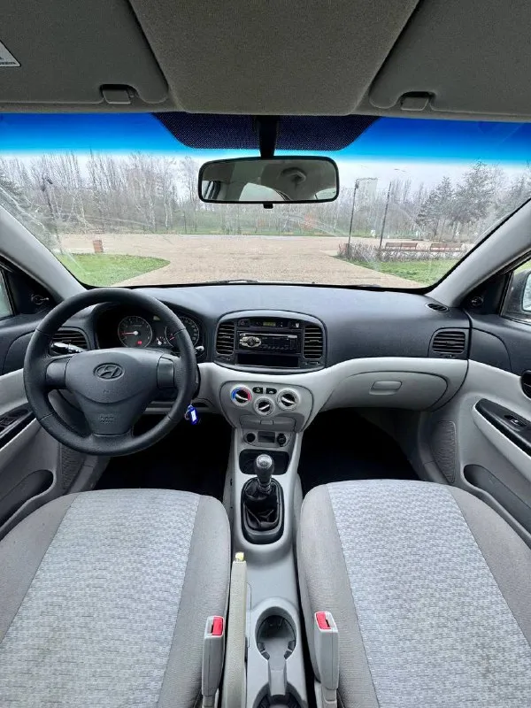 🇰🇵 hyundai accent 💰цена: 550 000р 🏢город: мариуполь 📅год выпуска: 2008 🗒️пробег: 178 239 км. ⚙️двигатель: 1.4 ⛽топливо: бензин/газ ⚙️кпп: механика 📞 телефон: +7-949-727-41-51 +7-949-551-91-52 +7-989-263-55-56 💾 описание: ✔️ регулировка сиденья по высоте ✔️ abs, подушки безопасности ✔️ полный электропакет ✔️ гидроусилитель руля ✔️ центральный замок ⛽️ гбо евро-4 автомобиль после полного то с заменой комплекта грм и всех технических жидкостей, вложений не требует никаких. шикарная зимняя резина ➕ комплект летней резины на дисках. улица шевченко 2️⃣6️⃣9️⃣ 🏦 возможна продажа в кредит по двум документам. - фотография - 8