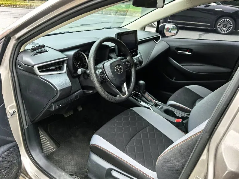 Toyota corolla 2023/01 года выпуска автомобиль находится в китай 🇨🇳 ! цена под ключ в рф 🇷🇺 растаможкой, утиль сбором, эптс: 🍋 по курсу 1.870.000💵 на сегодняшний день. привожу за свои деньги !!! ❗️ • двигатель: 1.2 112 л. с • пробег:47000 тыс. км привезем абсолютно любой автомобиль 🚗 под ваш бюджет 💰 🤙 телефоны для связи: +79495639166- евгений наш телеграм 😌 канал: 📲 tg: @kiruta_evgeniy 📞 звоните: +7(949)5639166 - фотография - 4