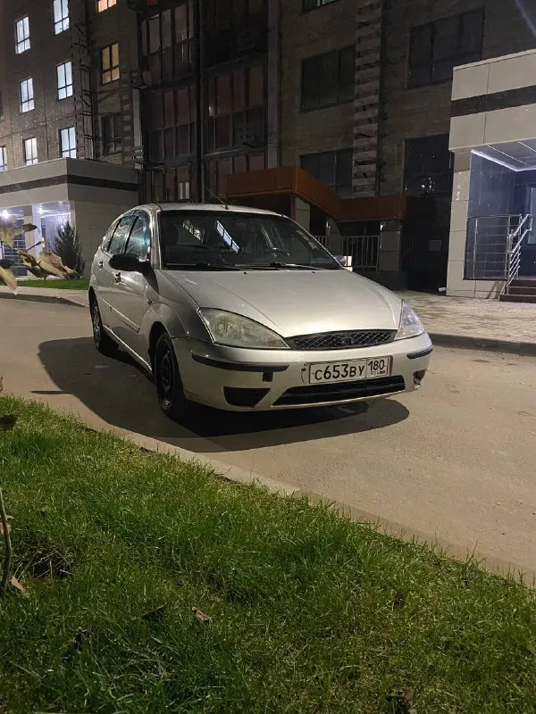 В продаже ford фокус 1 2004 гол 1.6 мотор резвый без вложений по технике без вложений вообще по кузо... - фотография