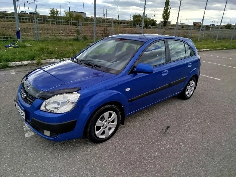 Продам kia rio, 2007 гв, двс - 1,4л бензин, кпп-механика, честный подтвержденный пробег - 223000км. Авто все время в одних руках, один единственный хозяин. Кузов ровный, без гнили и ржавчины, практически весь в заводском окрасе. , трансмиссия, подвеска - без нареканий. Богатая комплектация: abs, airbag, полный электропакет стекол/зеркал, подогрев стекла/зеркал/сидений, климат-контроль (заправлен, обслужен). Все опции работают в штатном режиме. Два ключа. Цена 565 000руб, торг. Донецк +79493817489
📞 Звоните: +7(949)3817489 - фотография - 2
