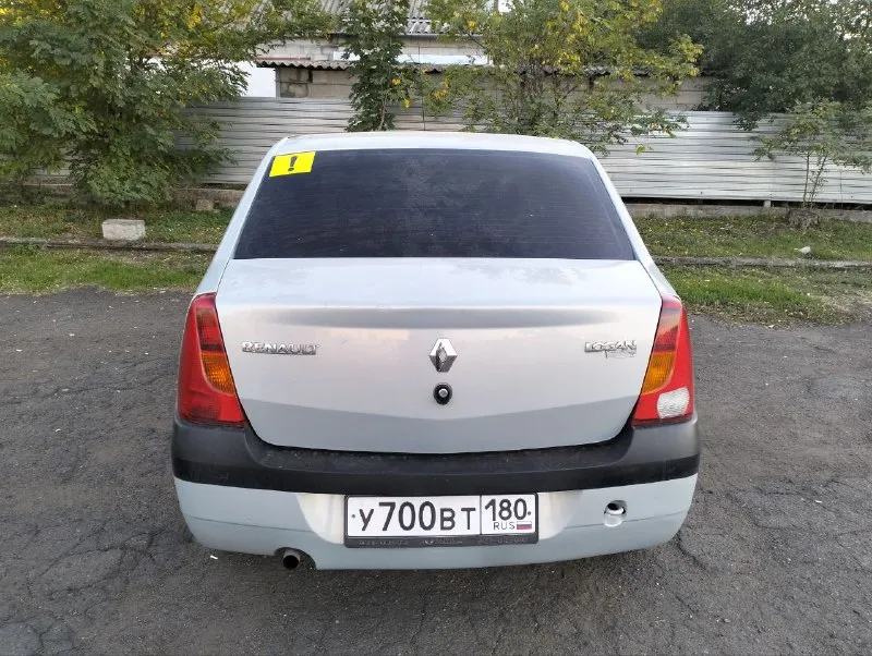 Renault logan i цена - 450 000₽ город - володарское год выпуска - 2007 пробег - 127.000 км (по приборной панели) топливо - бензин модификация- 1.4 кпп - механика собственник - да авто полностью обслужен. вложений на данный момент не требует. ходовка живая, масло не ест. кузов без гнили, лак местами облез. документы чистые. двигатель после капитального дополнительная информация по телефону. +7 949 103 42 09 +7 949 709 83 88 быстрым торг! гур✅️ кондиционер✅ аудио система с bluetooth✅ 📞 звоните: +7(949)1034209 - фотография - 2