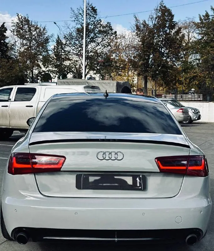 Продам audi a6 c7 2011г пленка нарда грей диски r19 резина пирелли прошла большое то 3 л бензин, кватро хорошая комплектация 400 лс пробег 226к 1.700.000р +разумный торг реальному покупателю макеевка +79495729783 елизавета - фотография - 6