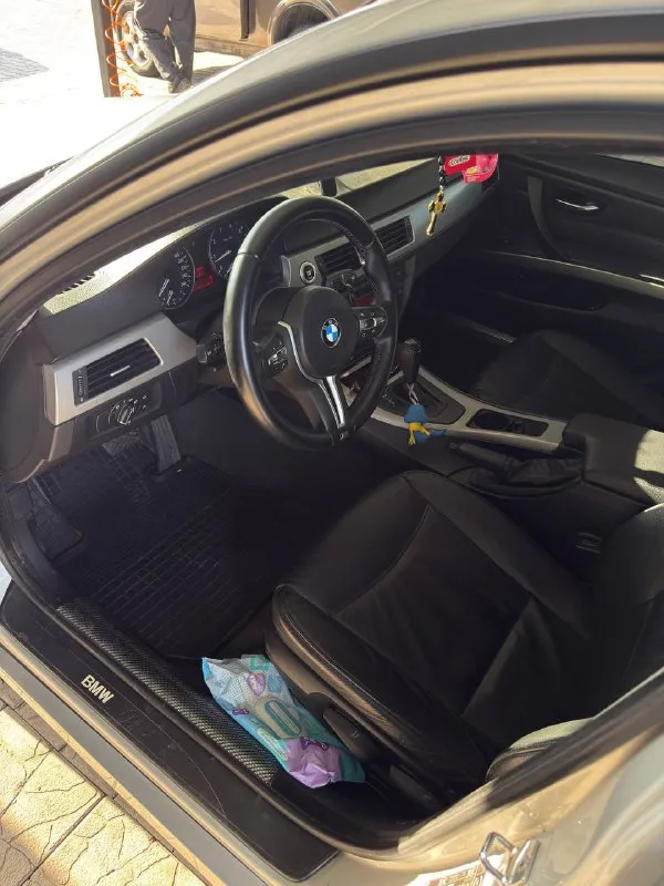 В продаже bmw 320 e90, 2005 г. в., коробка автомат, работает без пинков, двигатель контракт(документ... - фотография