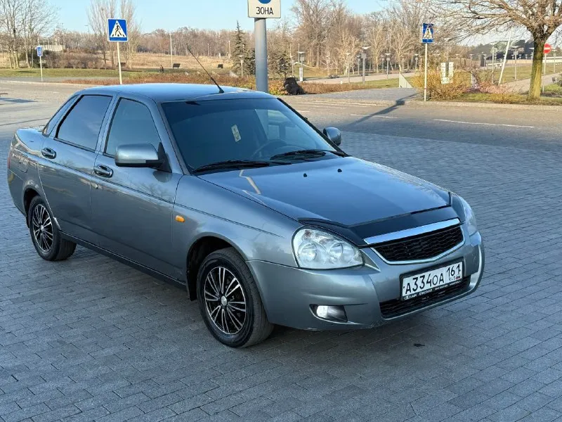 Лада приора ваз 2170 2012 год выпуска. автомобиль в отличном состояние! 2 хозяина за всю историю эксплуатация. авто без дтп, автотека зеленая. техника на 5++ двс 1.6 16v, клапана не гнет, гидрокомпенсаторы не стучат, масло не расходует. новые свечи, катушки, ремень грм с роликами. коробка без нареканий!ходовая часть отличная, стойки ss20 comfort. кузов без гнили. днище, стаканы, лонжероны, пороги все целое! комплектация:эур, рабочий кондиционер,2 стеклоподъемника, подогрев зеркал, водительская подушка безопасности, abs. все сервисные книжки +3 ключа юридически чистый автомобиль. любой вид переоформления за автомобиль не стыдно цена 365.000 рублей. торг реальному покупателю у капота донецк +79495097888 - фотография - 2